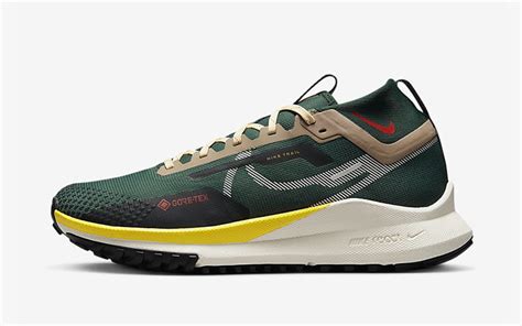 nike air pegasus donkergroen|Nike Pegasus trail shoes.